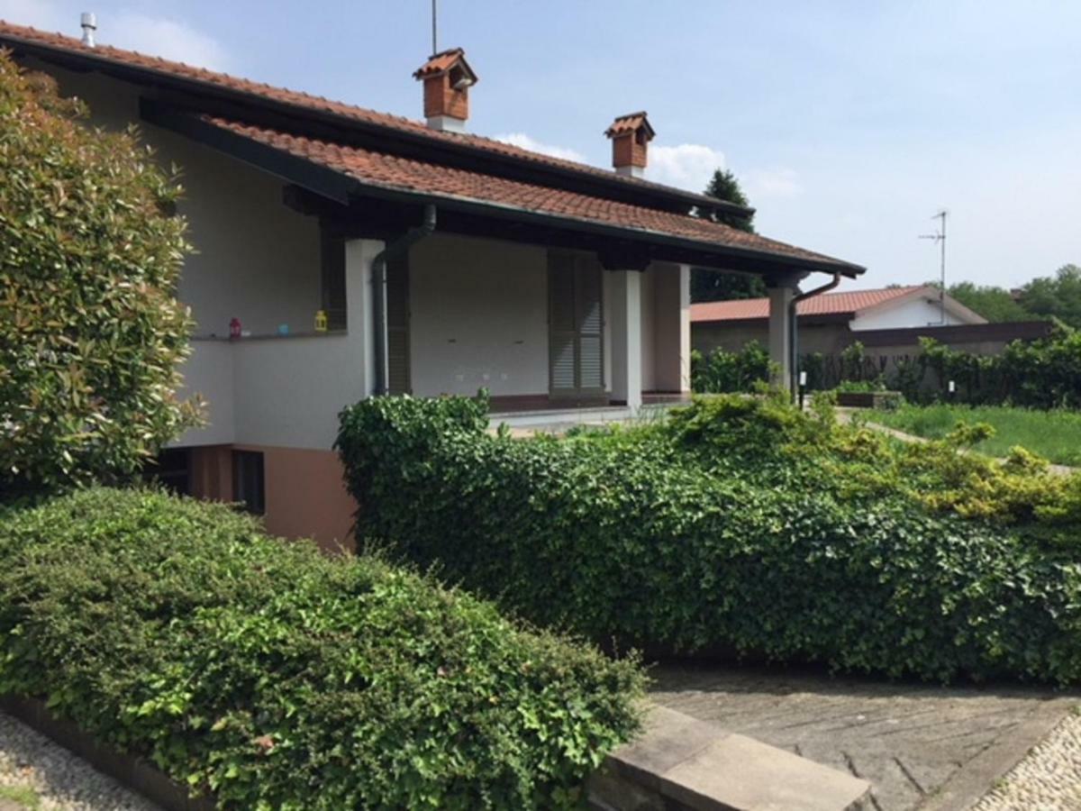 Caroline Home Anzano Del Parco エクステリア 写真